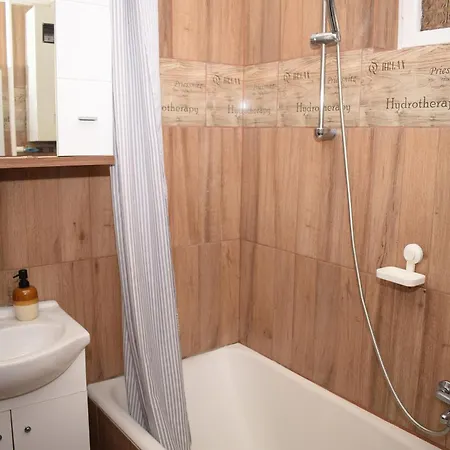 Kertesz Vendeghaz Apartament