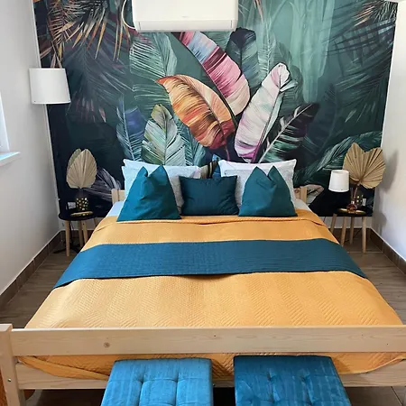 Kertesz Vendeghaz Apartament *