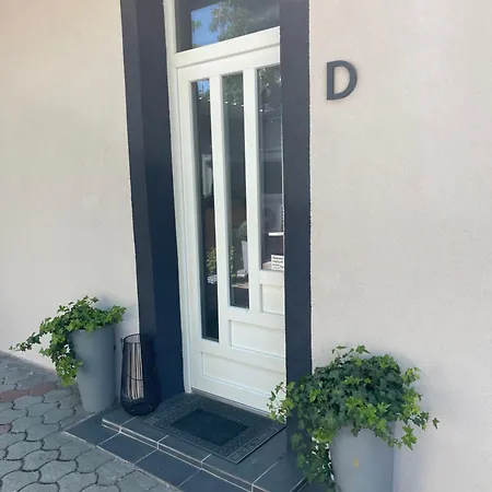 Kertesz Vendeghaz Apartament *